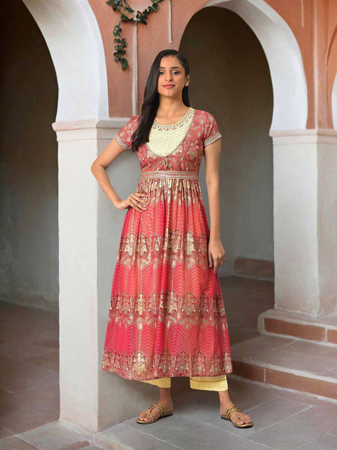 AURELIA AURELIA Ethnic Motifs Printed Empire Kurta with Palazzos