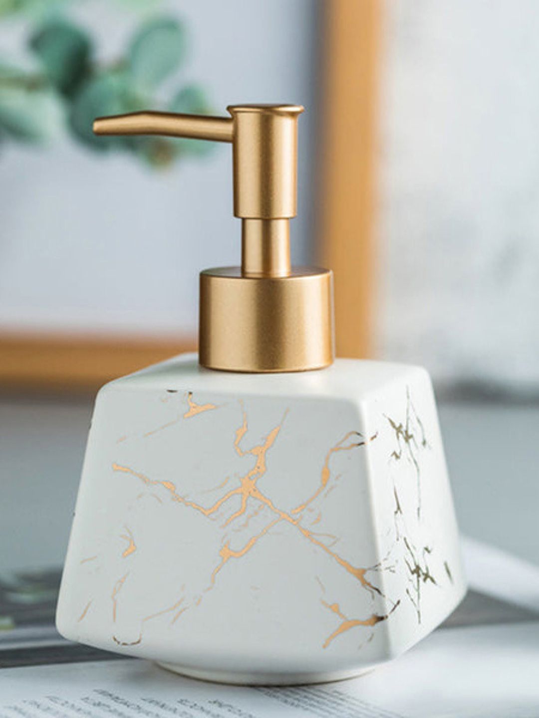 Nestasia White & Gold-Metallic Toned Printed Ceramic Rust Poof Round Liquid Soap Dispenser