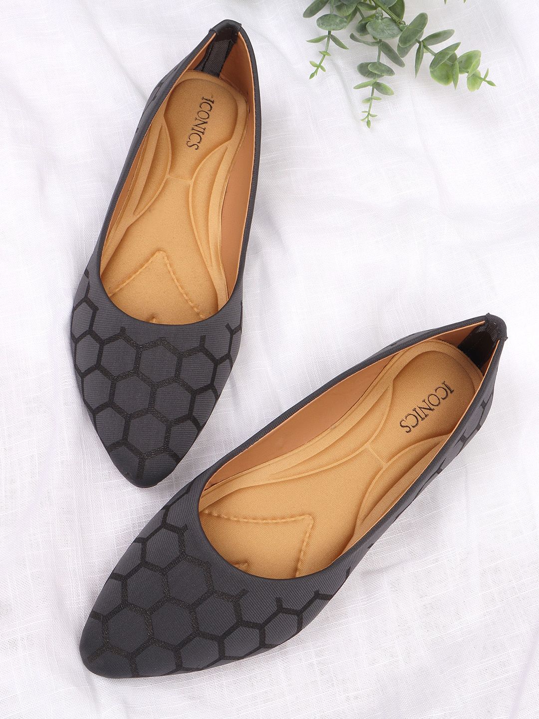 ICONICS Women Slip-On Ballerinas