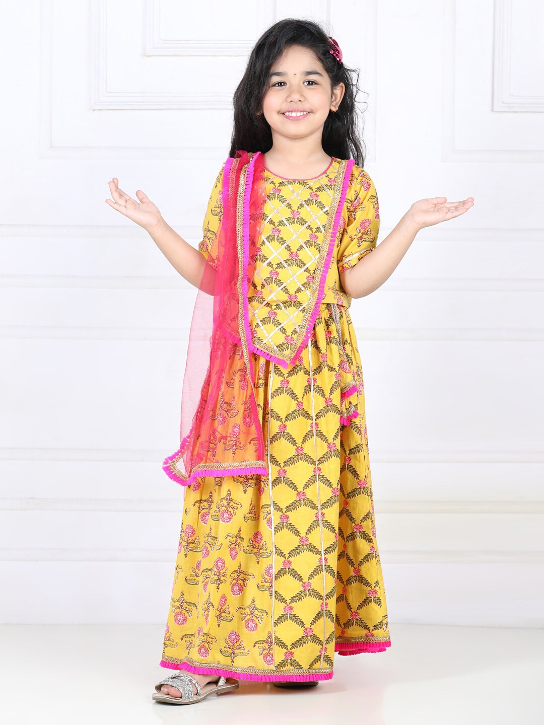 Kinder Kids Girls Printed Ready to Wear Lehenga & Blouse With Dupatta Price in India