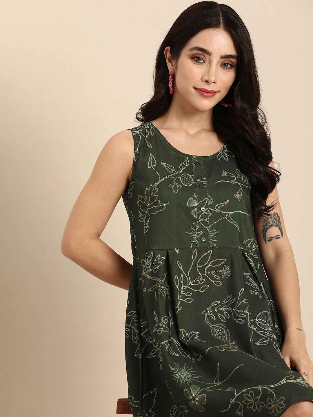 Anouk Floral Print Sleeveless Round Neck A-Line Dress Price in India