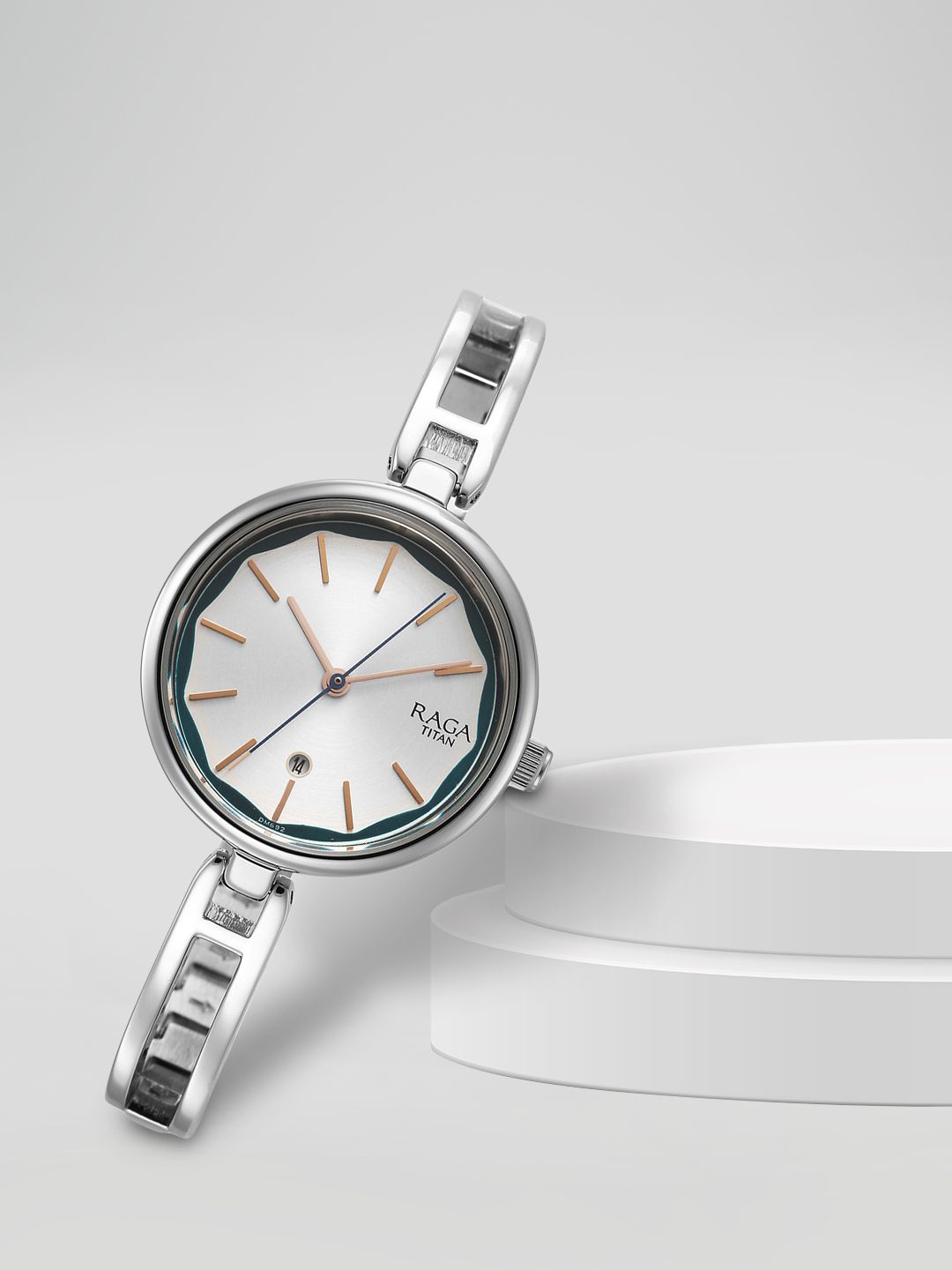 Titan Titan Raga Viva Quartz Analog With Silver Dial Watch For Women - Nt2683sm01