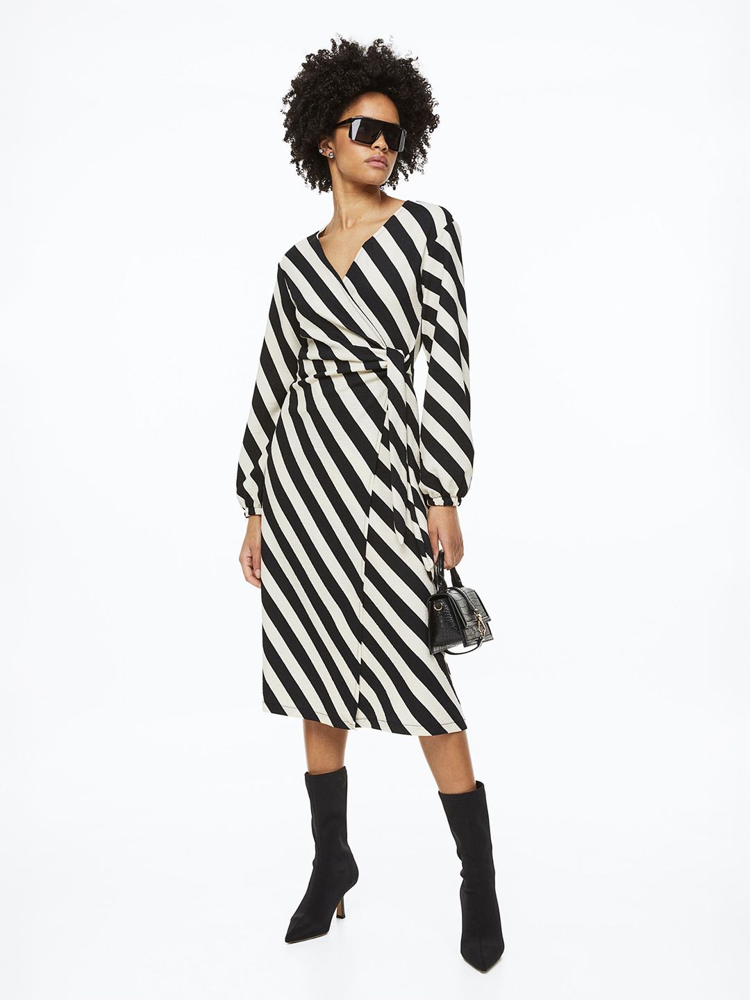 H&M Balloon-Sleeved Wrap Dress Price in India