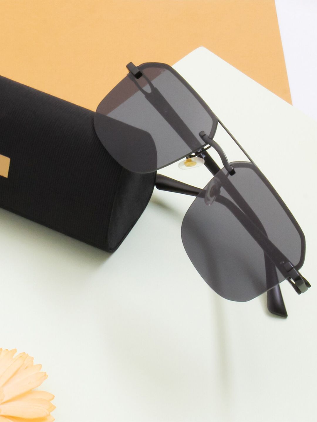 Ted Smith Aviator Sunglasses with Polarised and UV Protected Lens CARTIEZ2_C2