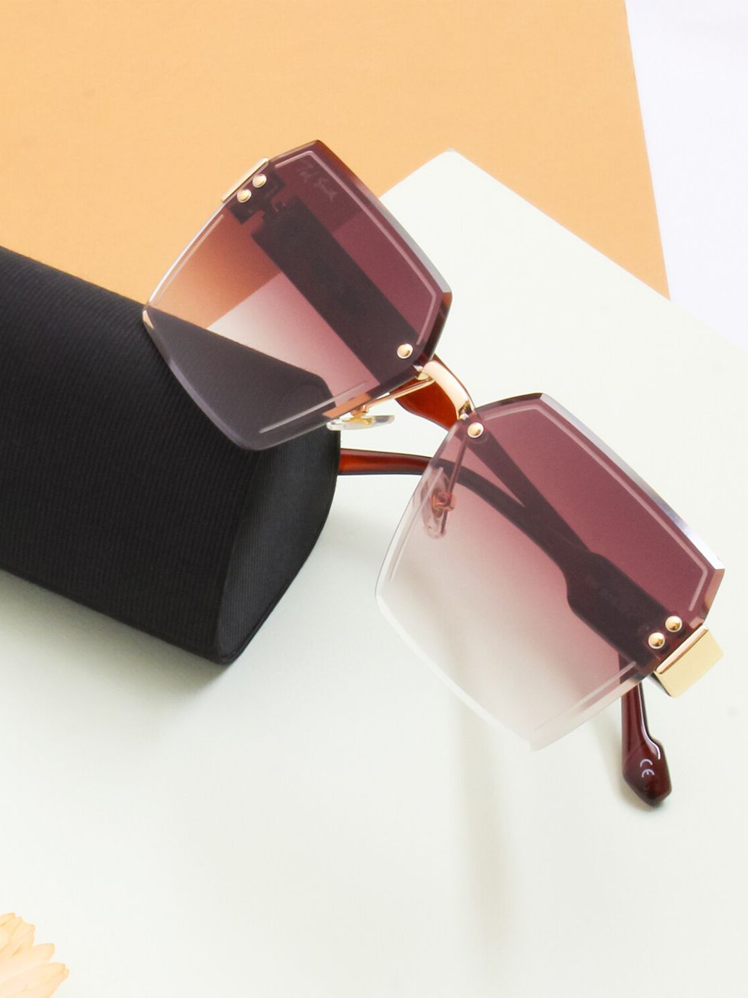 Ted Smith Square Sunglasses with UV Protected Lens HEXON2_C2