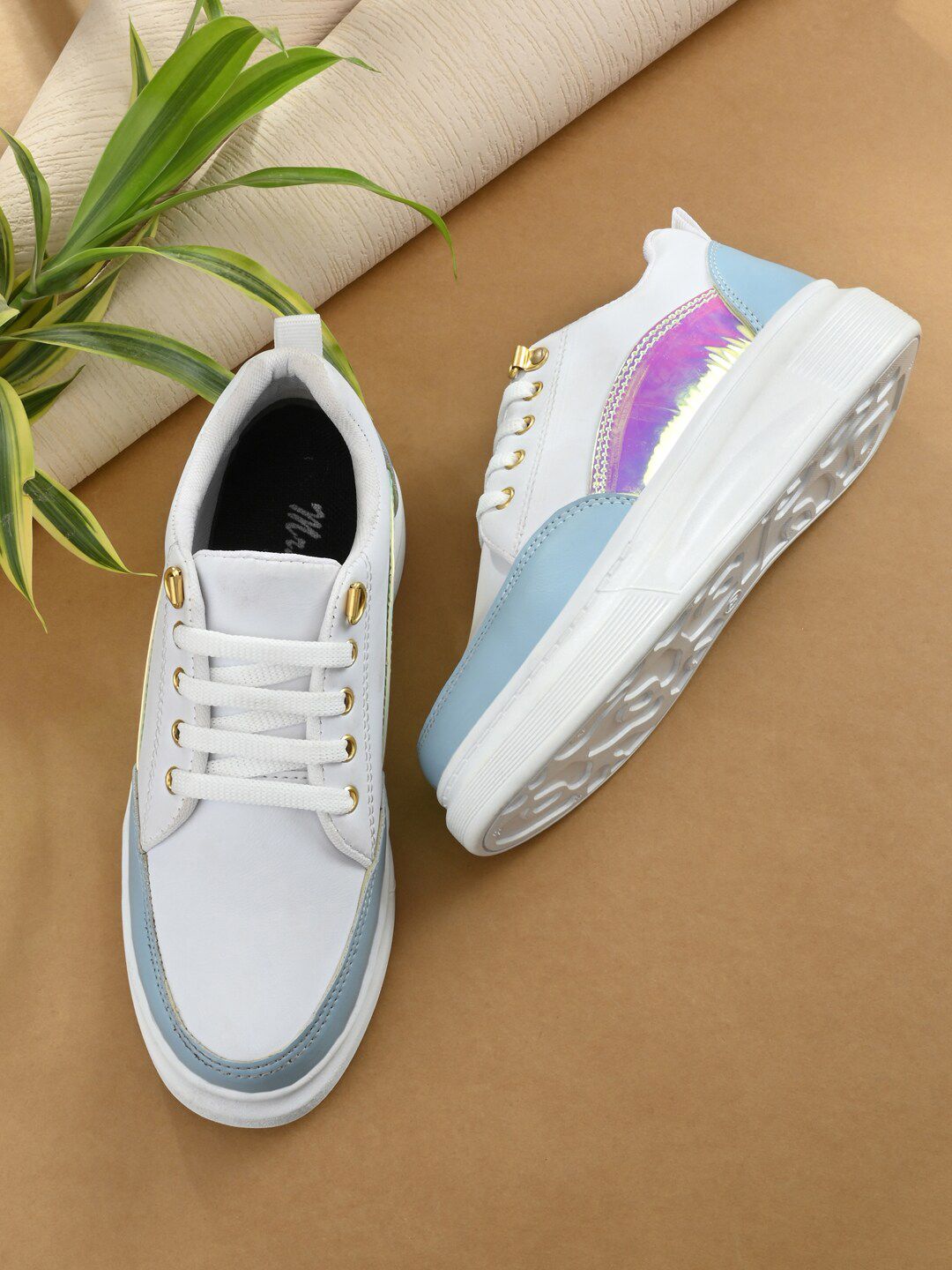 mr.wonker Women 3D Chassis Colourblocked Deziner Shoes Price in India