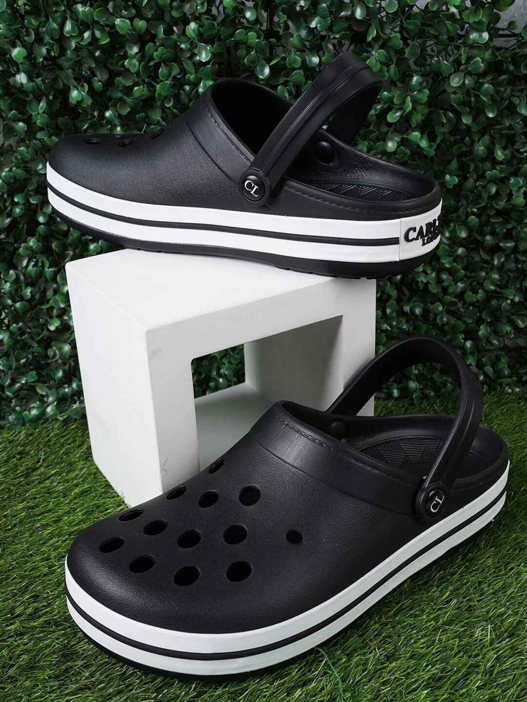 Carlton London Men Rubber Clogs