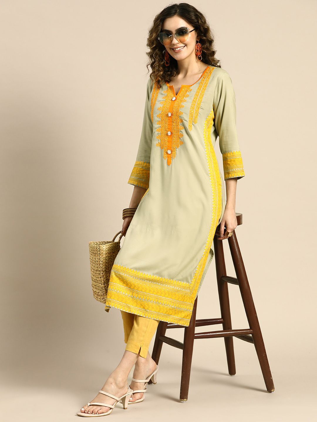 Sangria Women Ethnic Motifs Embroidered Thread Work Kurta Price in India