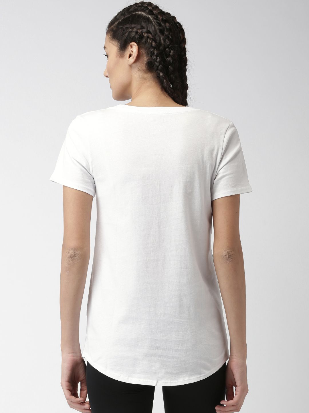 white t shirt nike