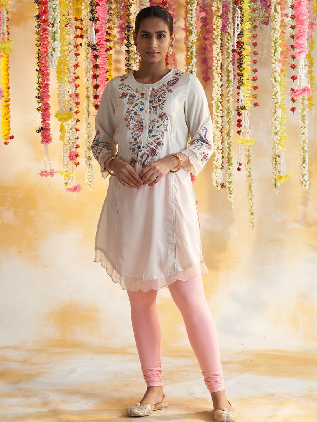 Lakshita Cream-Coloured & Red Floral Embroidered Thread Work Thread Work Kurti Price in India