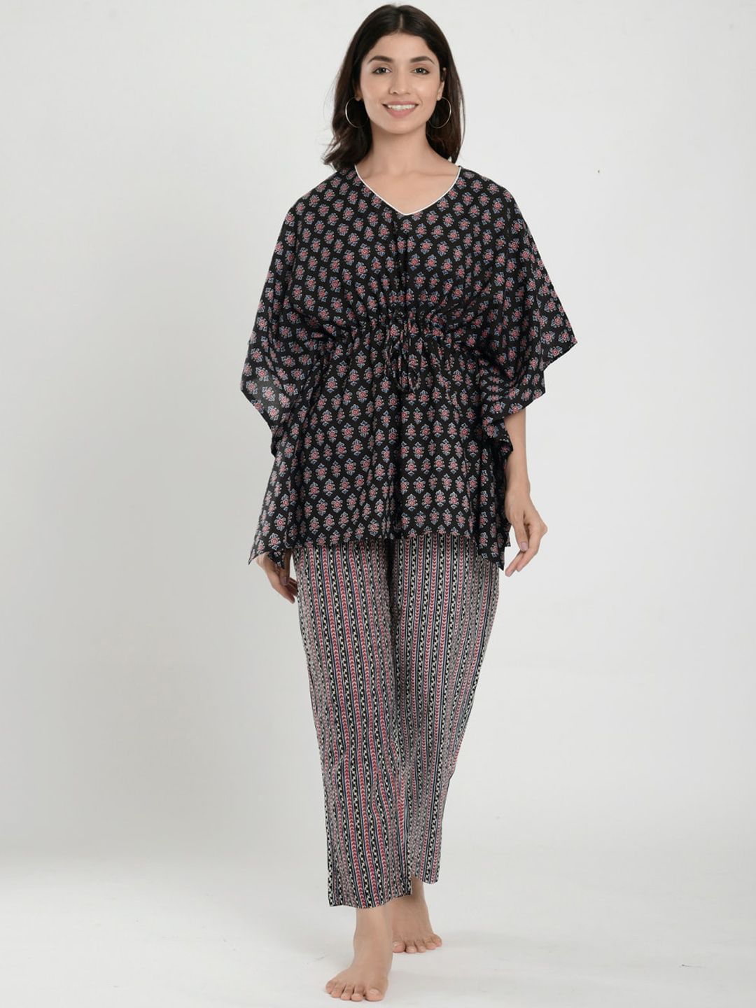 Ikk Kudi by Seerat Ethnic Motifs Printed Pure Cotton Night Suit