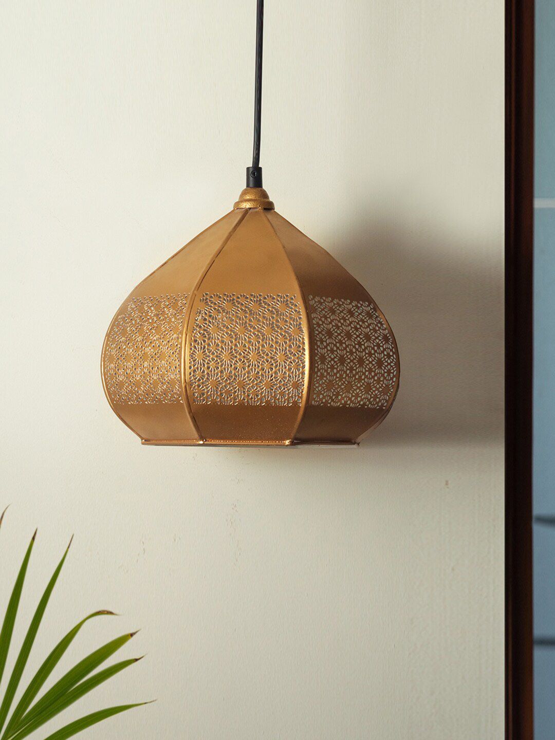 ExclusiveLane Moroccan Paradise Yellow Textured Hanging Pendant Lamp