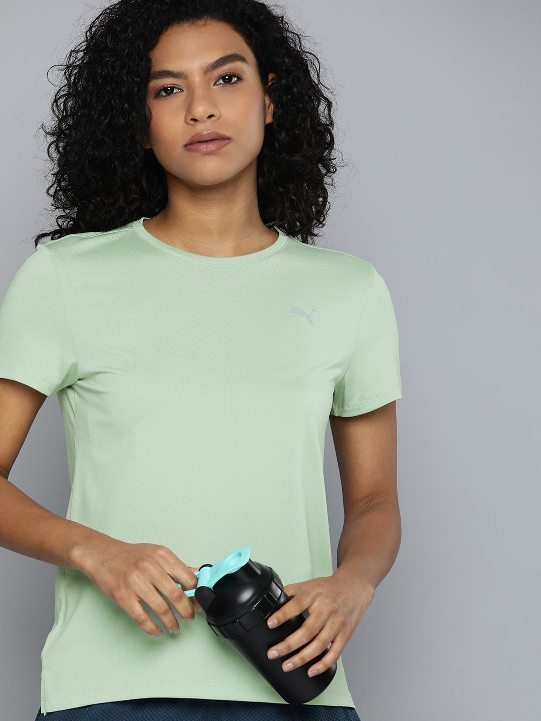 Puma Women RUN FAVORITE HEATHER Solid Regular Fit Drycell Running T-shirt