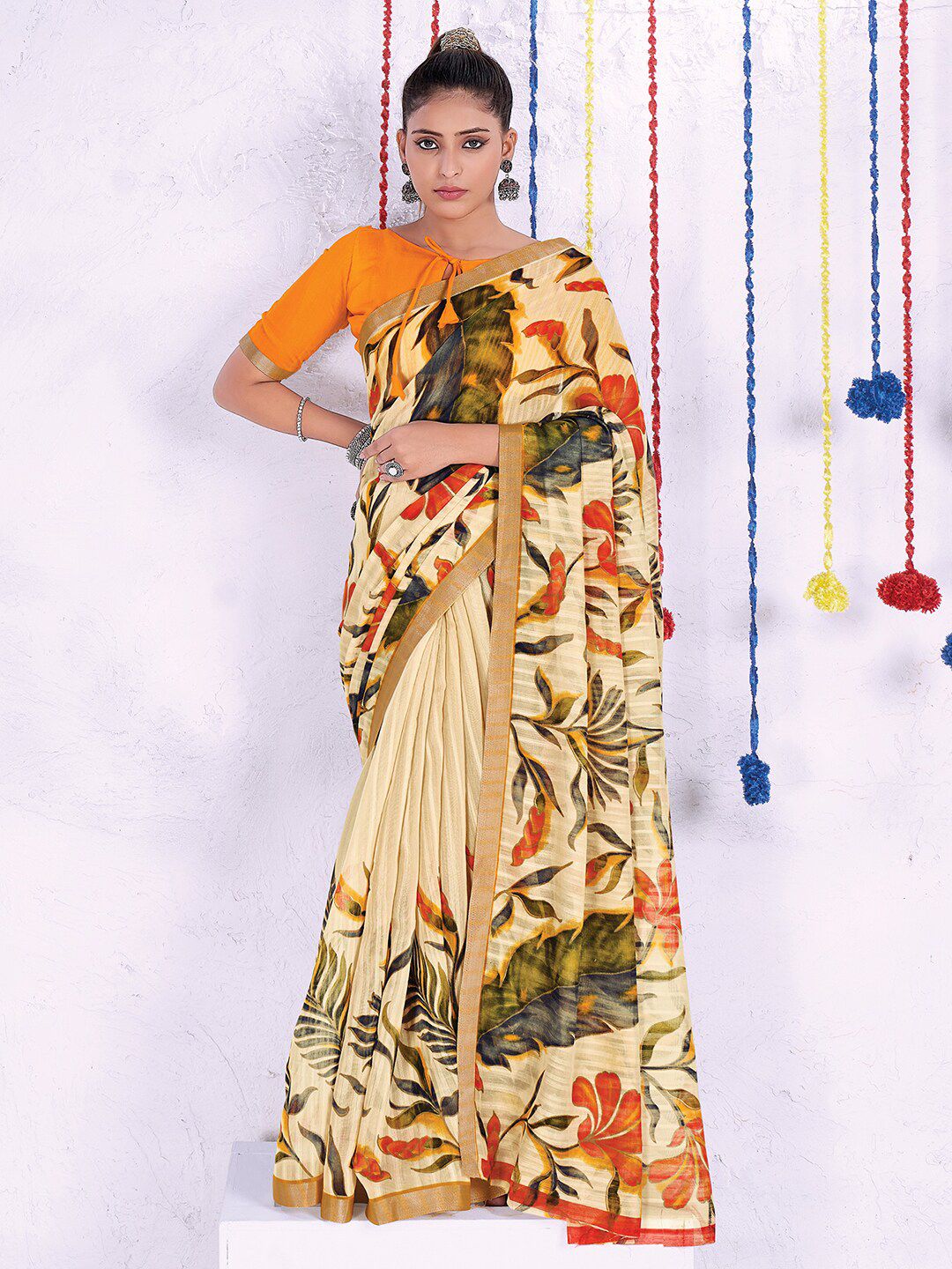 Saree mall Floral Block Print Cotton Blend Saree Price in India