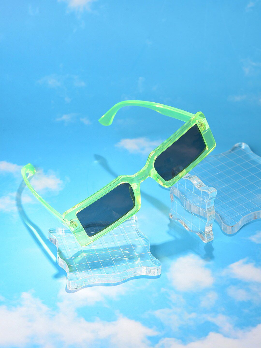 HAUTE SAUCE by  Campus Sutra Women Rectangle Sunglasses with Polarised Lens SUM23_HSSG1062