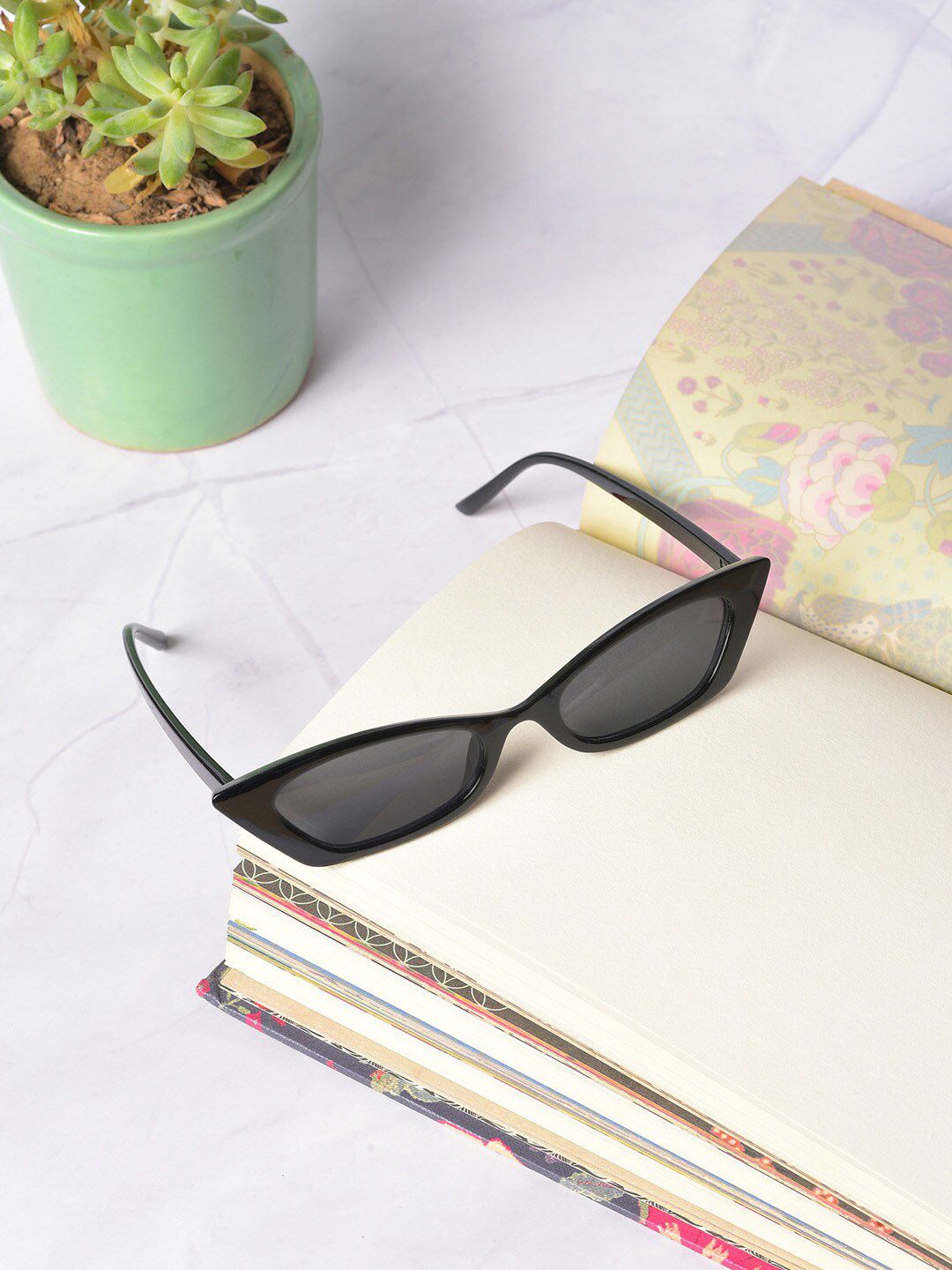 HAUTE SAUCE by Campus Sutra Women Cateye Sunglasses with UV Protected Lens SUM23_HSSG1058