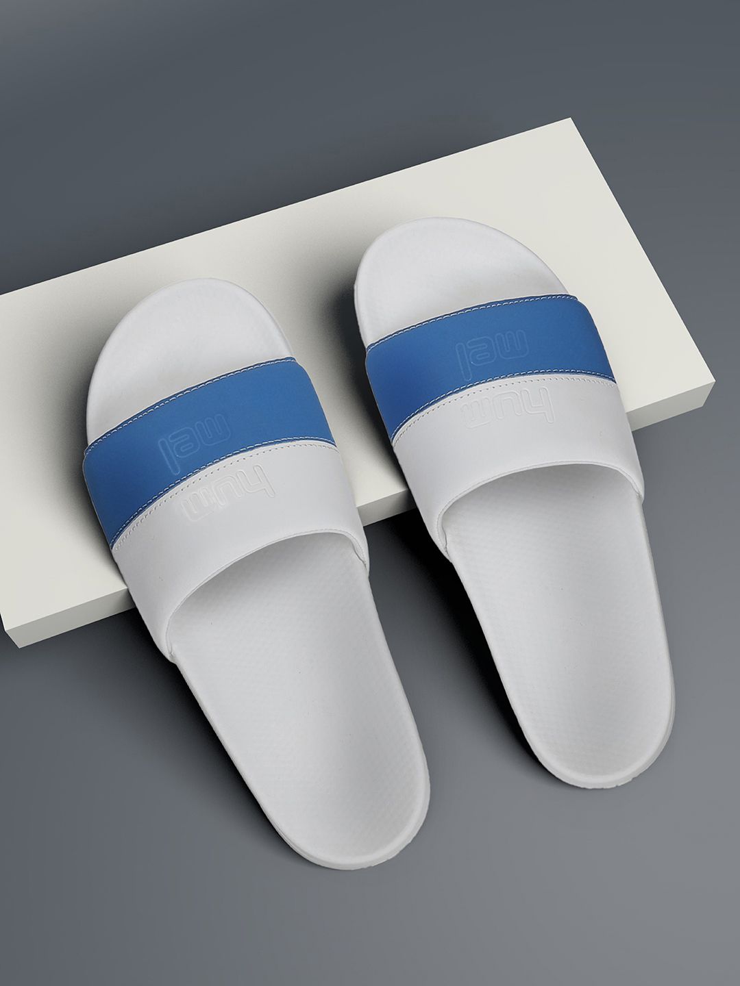 hummel Men Dinmore Colourblocked Sliders