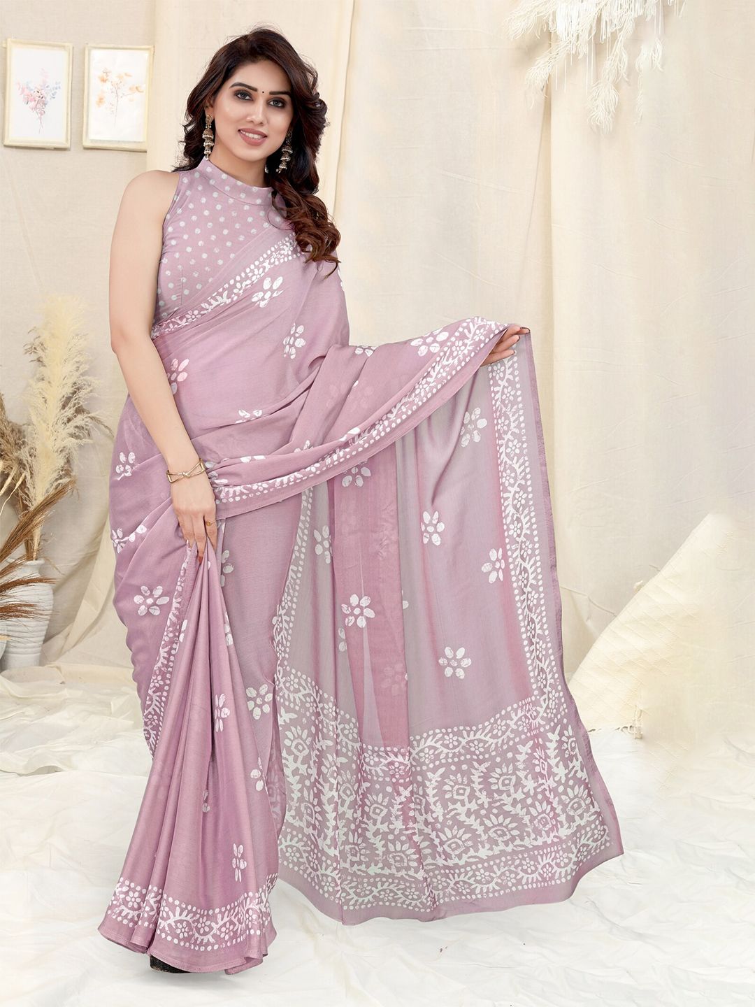 KALINI Floral Batik Dyed Chiffon Saree Price in India