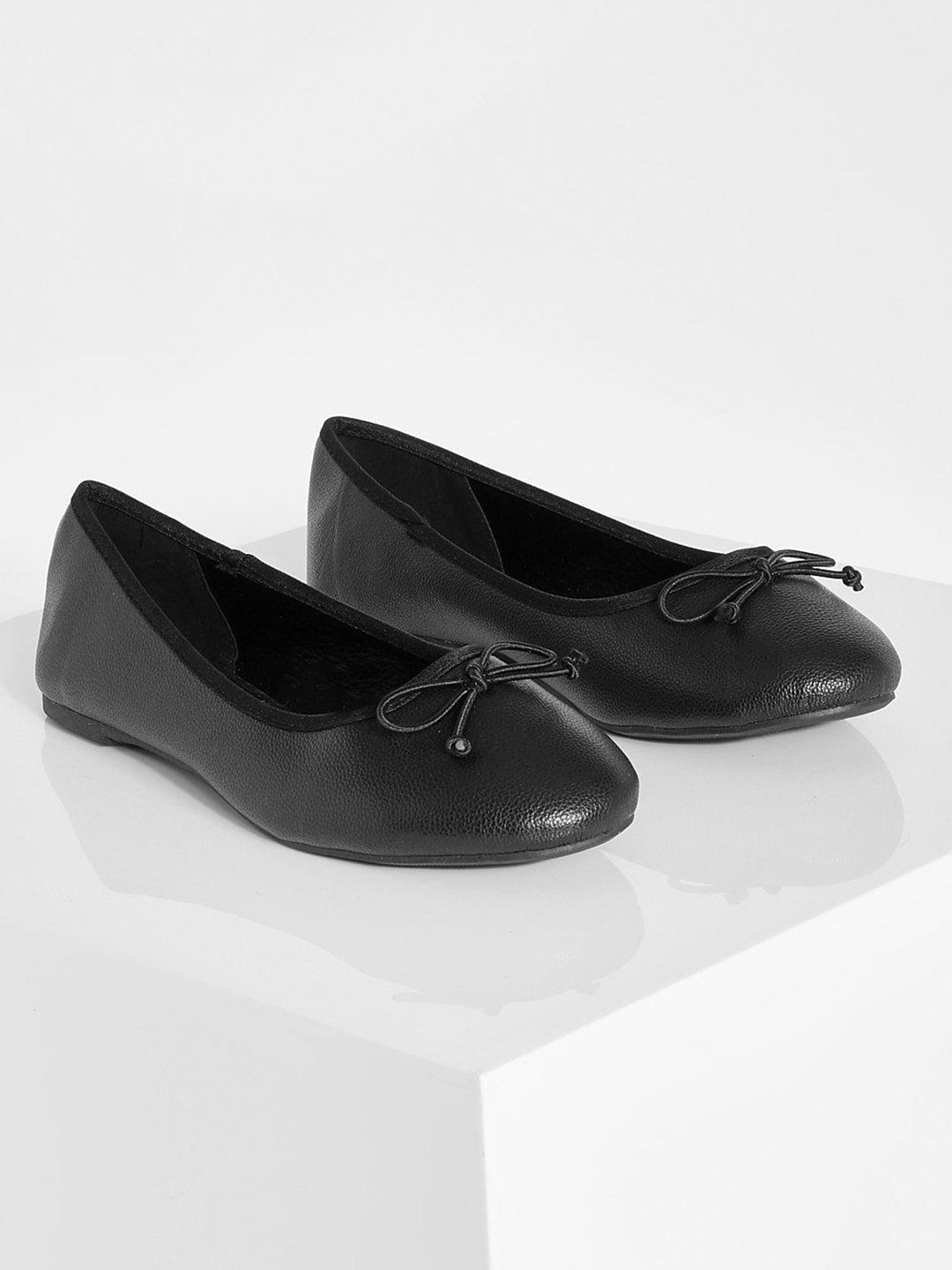 Boohoo Women Ballerinas with Bows Detail