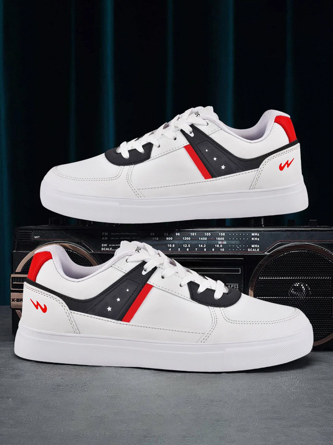 Campus Men OG-02 Textured Padded Insole Basics Sneakers