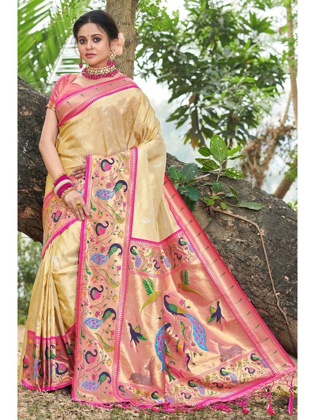 SANGAM PRINTS Cream-Coloured & Pink Woven Design Zari Pure Silk Paithani Saree Price in India