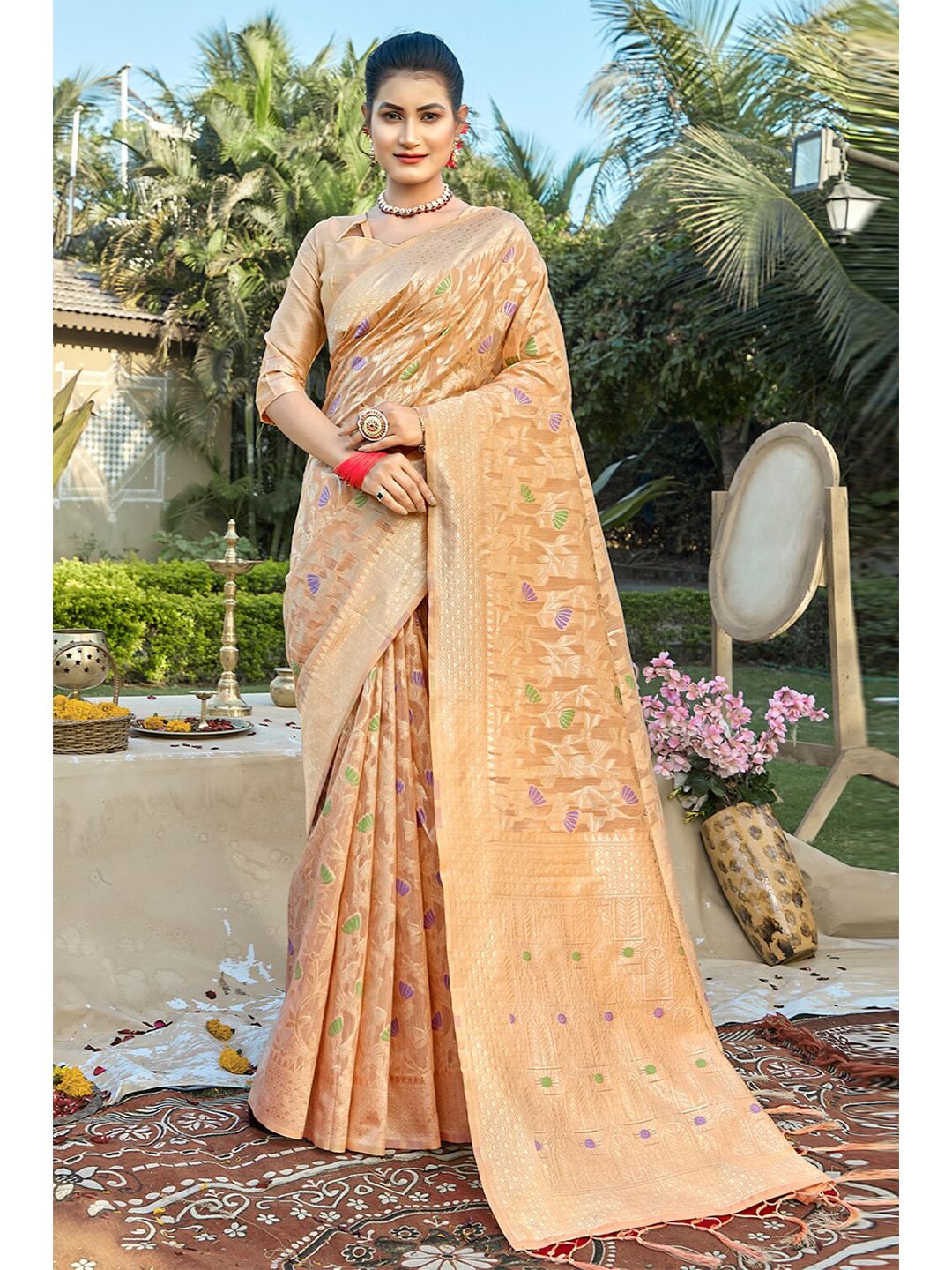 SANGAM PRINTS Peach-Coloured & Gold-Toned Woven Design Zari Saree Price in India