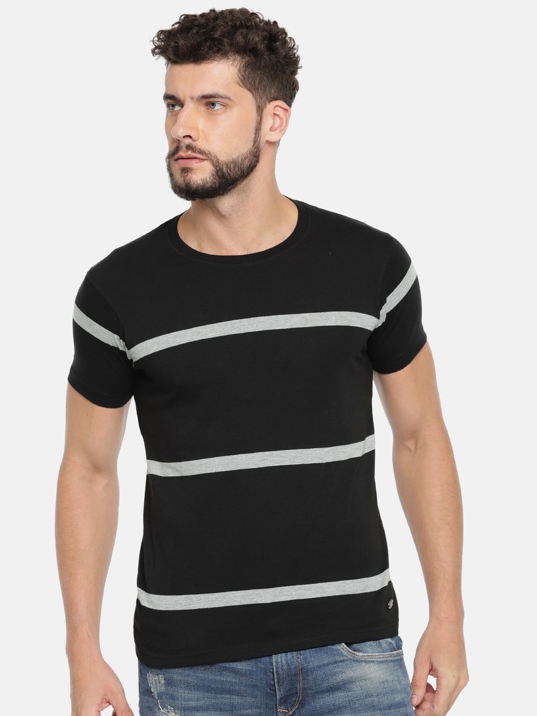 Roadster Men Black Striped Round Neck T-shirt