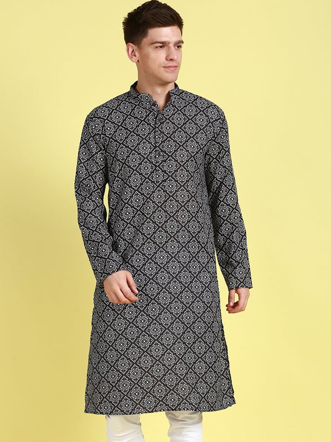 Here&Now X Sanwara  Ethnic Motifs Printed Mandarin Collar Cotton Kurta