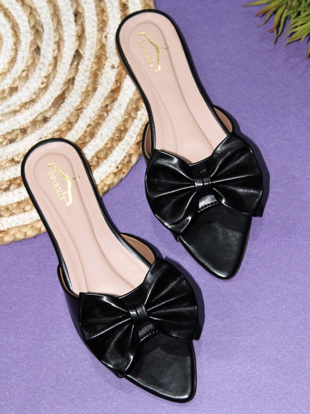Brauch Women Black Bows Flats Price in India