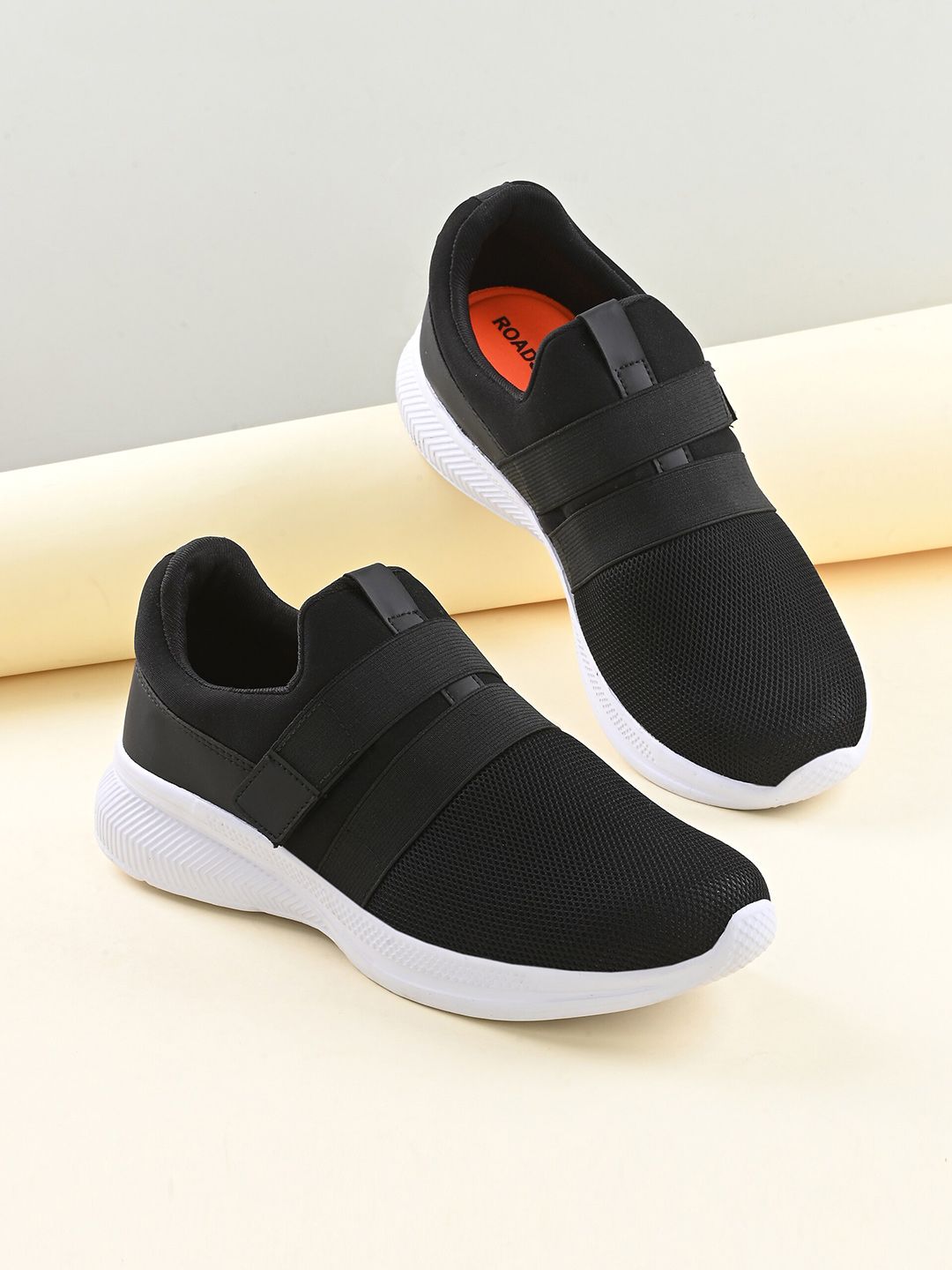 Roadster Men Mesh Air-Max Technology Slip-On Sports Shoes