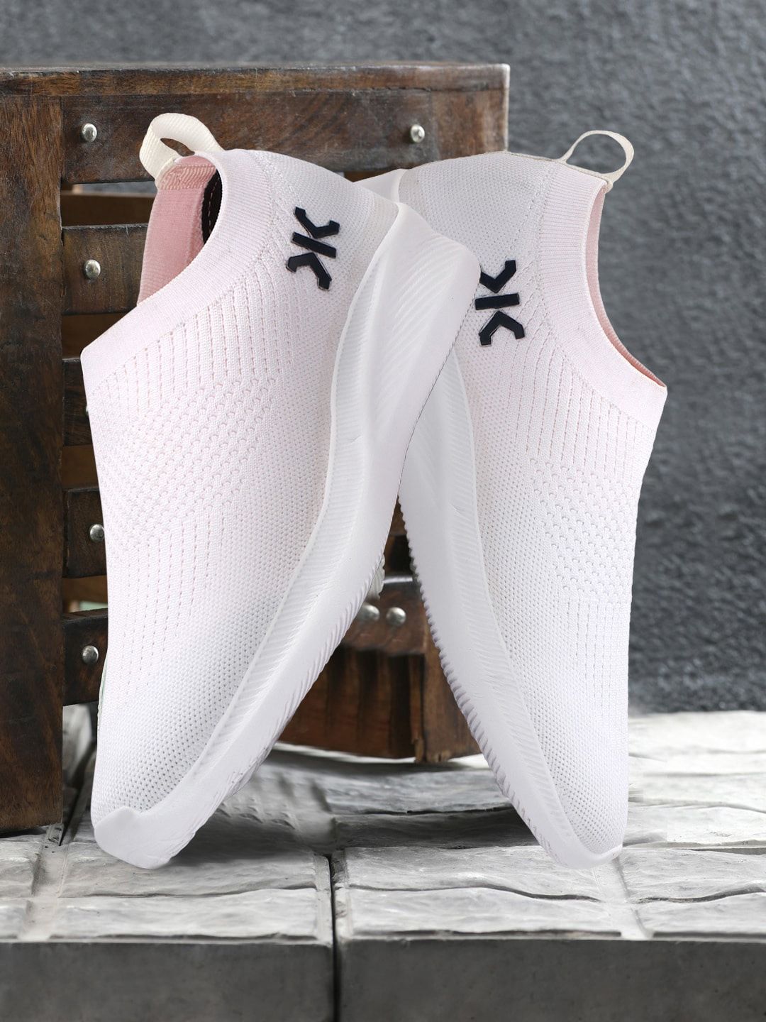 Killer Men Woven Design Lightweight Slip-On Sneakers