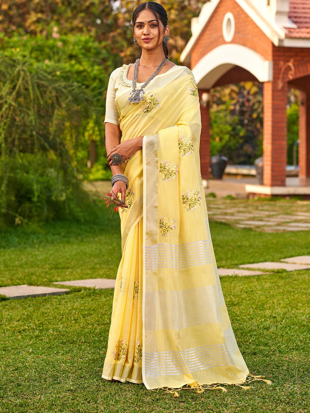 Mitera Yellow & Silver-Toned Floral Zari Linen Blend Banarasi Saree Price in India
