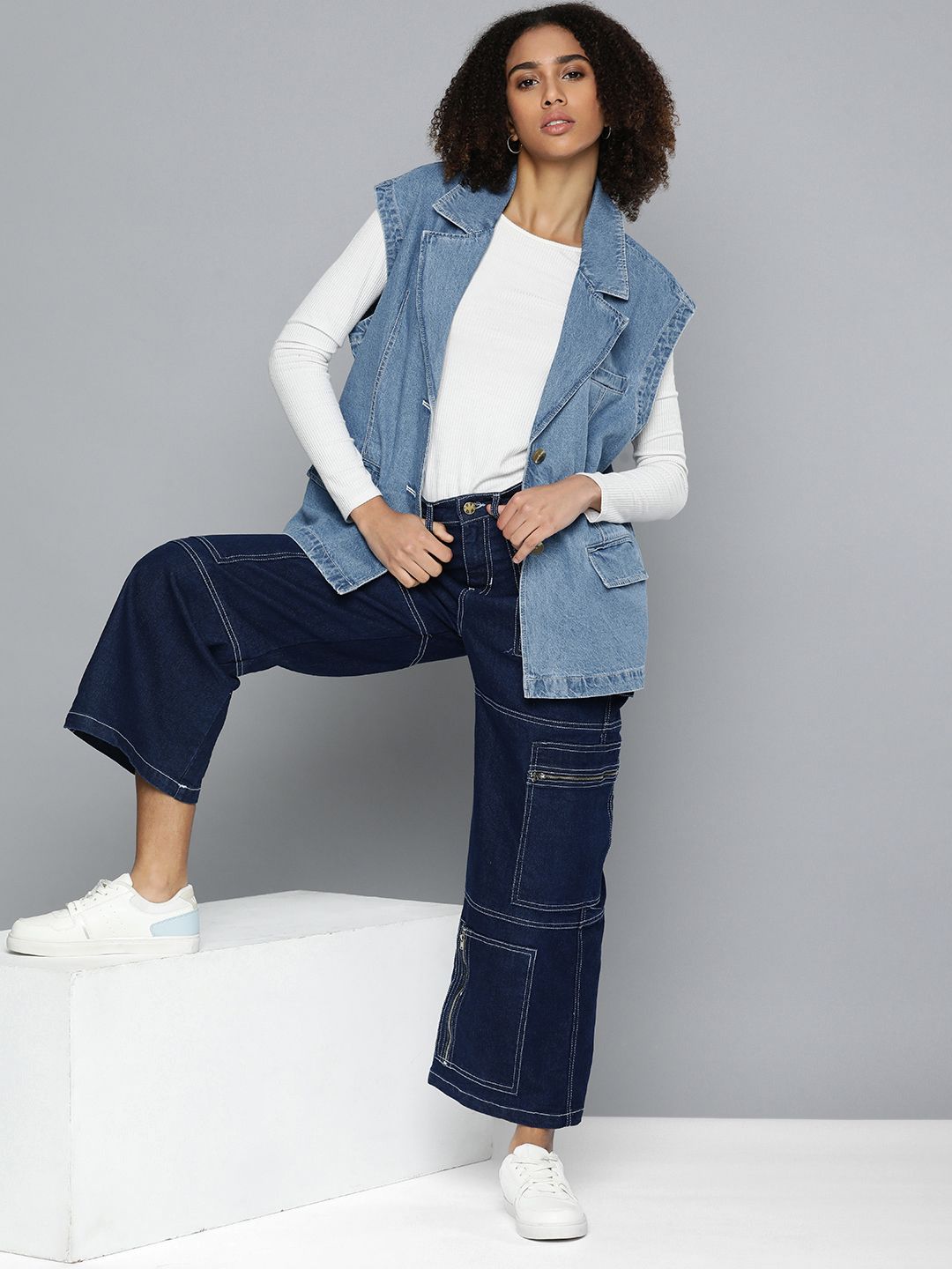 トップス SOSHIOTSUKI 23AW Lupe Denim V Neck Vest トップス SOSHIOTSUKI 23AW Lupe Denim V Neck Vest SOSHI OTSUKI LUPE