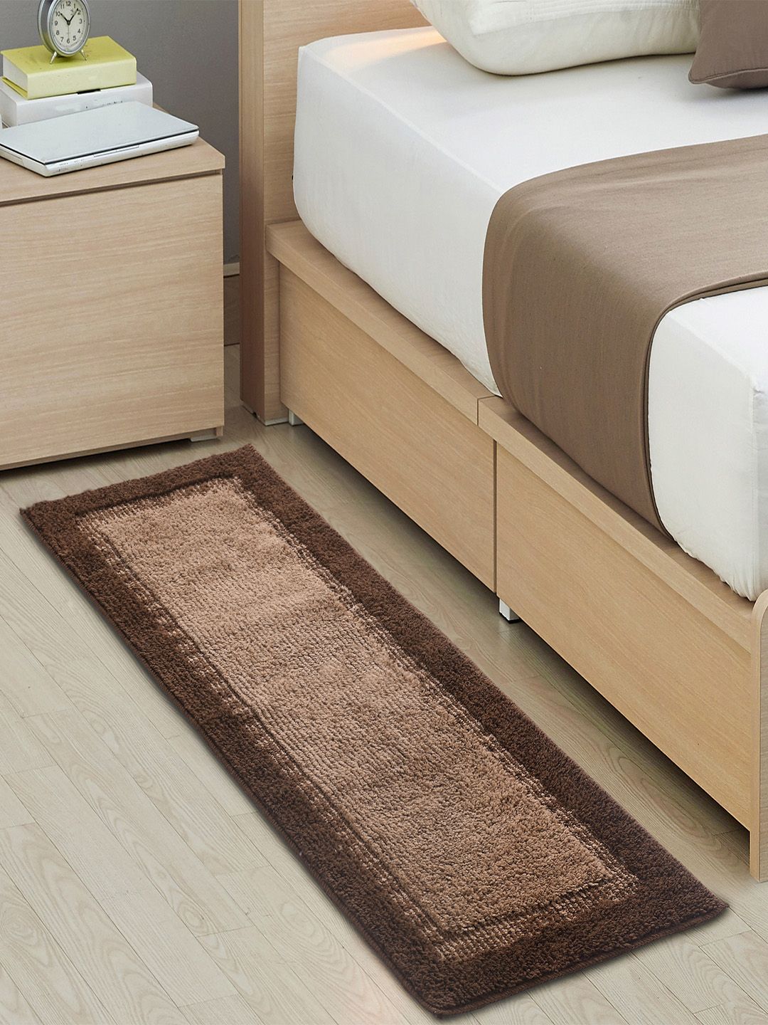 Saral Home Elyesse Brown Self-Design Antiskid Runner