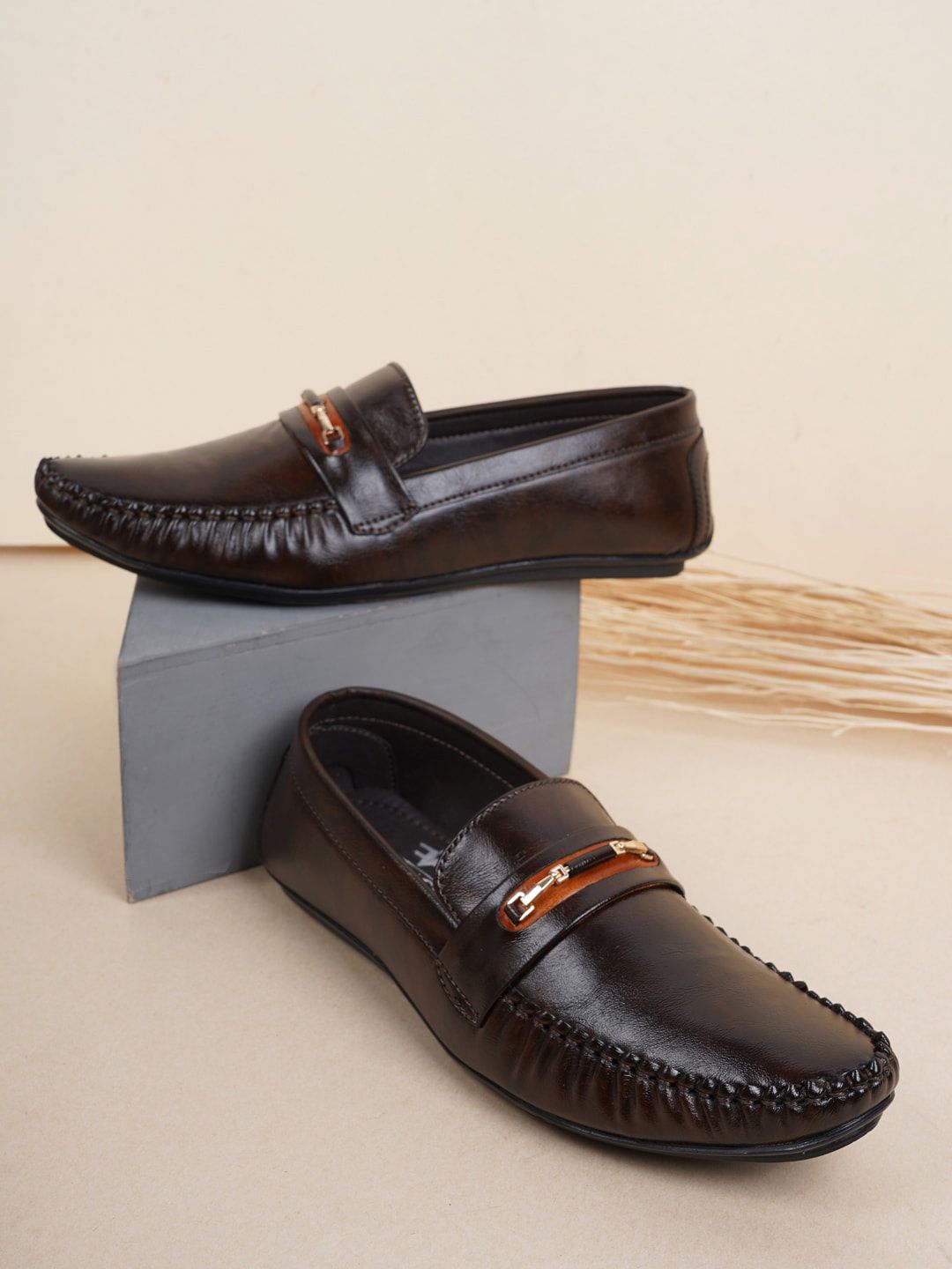 Style Shoes Men Textured Formal Loafers