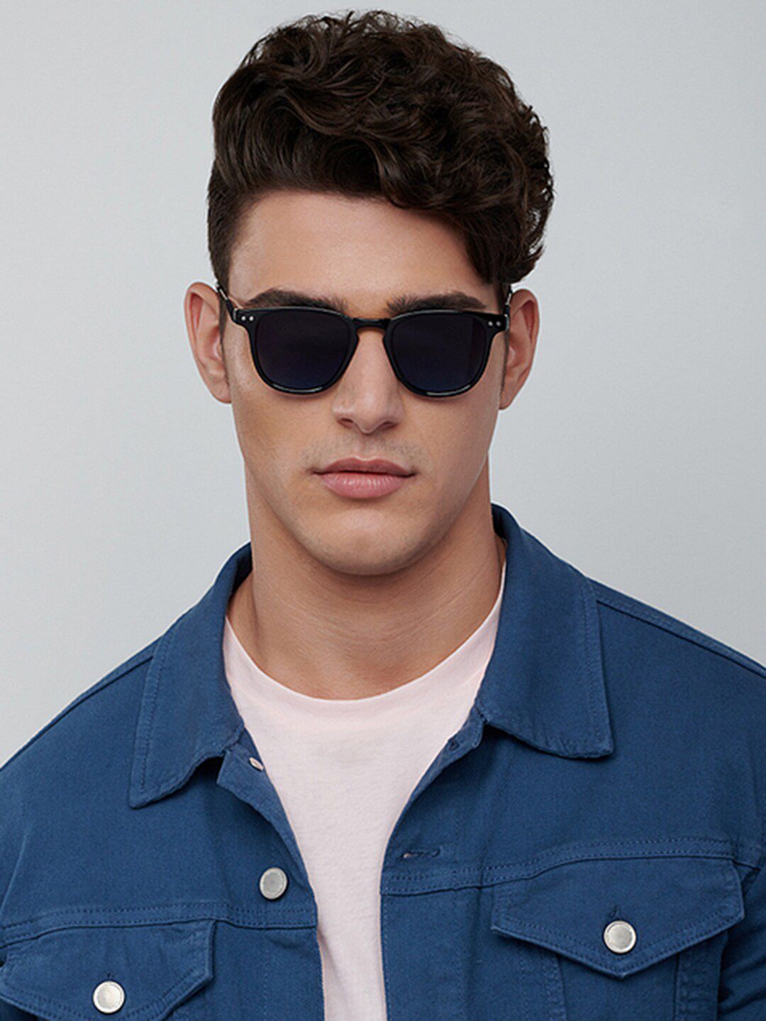 Vincent Chase by Lenskart Men Wayfarer Sunglasses with Polarised and UV Protected Lens 148985