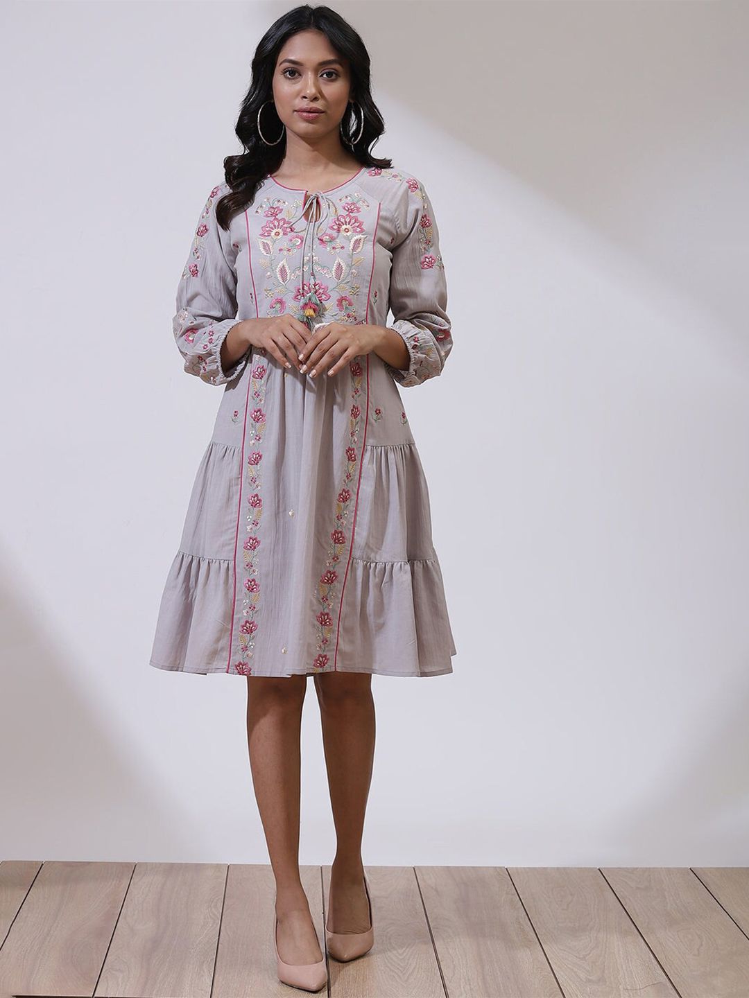 Lakshita Plus size Floral Embroidered Tie-Up Neck A-Line Dress Price in India