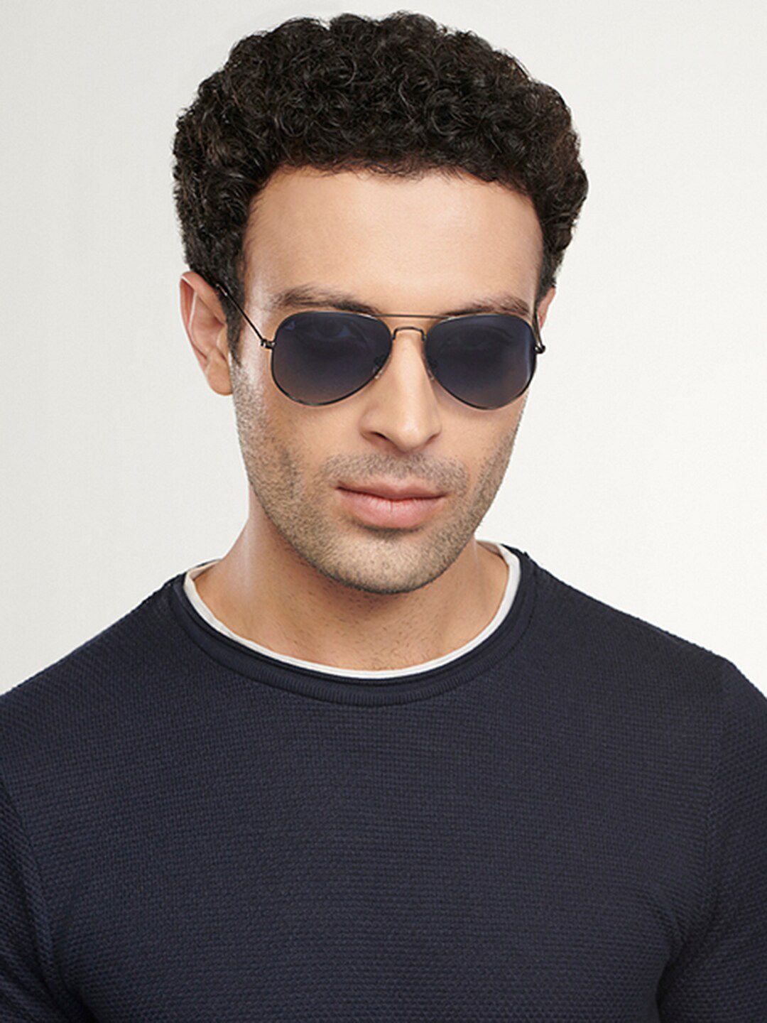 Vincent Chase by Lenskart Lens & Aviator Sunglasses with Polarised and UV Protected Lens 204532