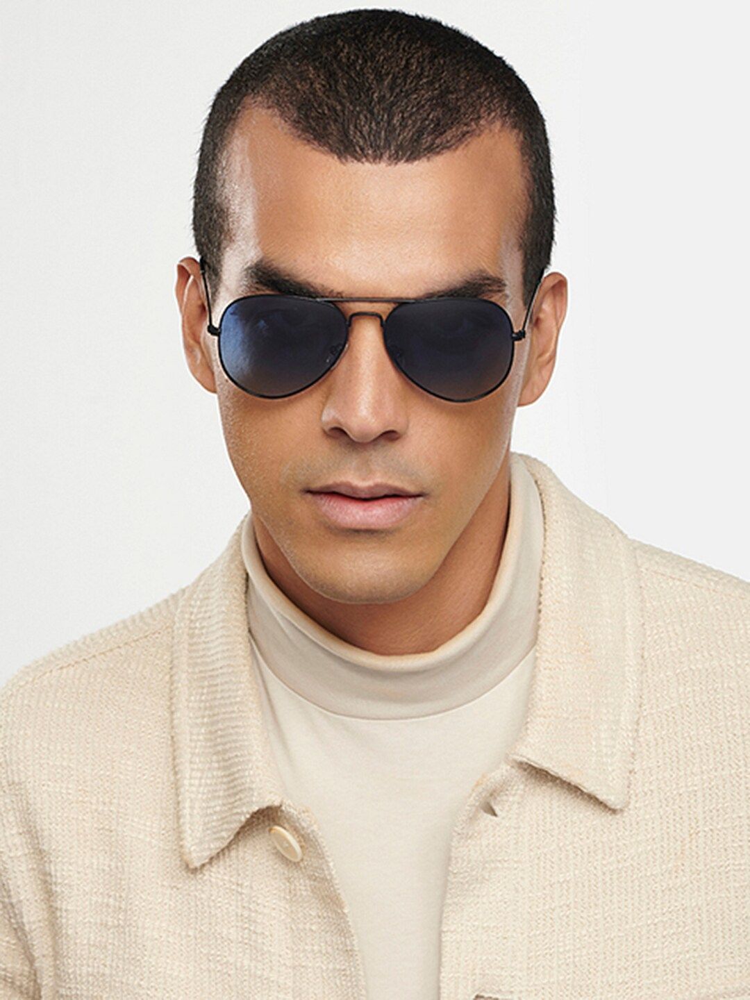 Vincent Chase by Lenskart Lens & Aviator Sunglasses with Polarised and UV Protected Lens 204531