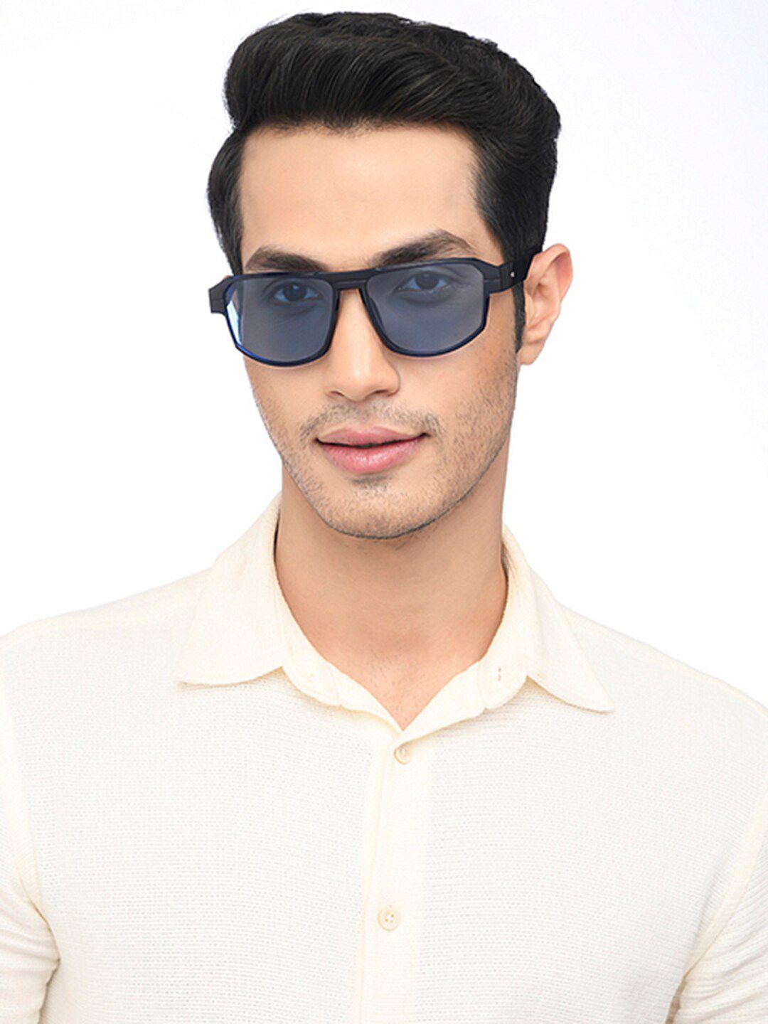 Vincent Chase by Lenskart Lens & Wayfarer Sunglasses with Polarised and UV Protected Lens 207911