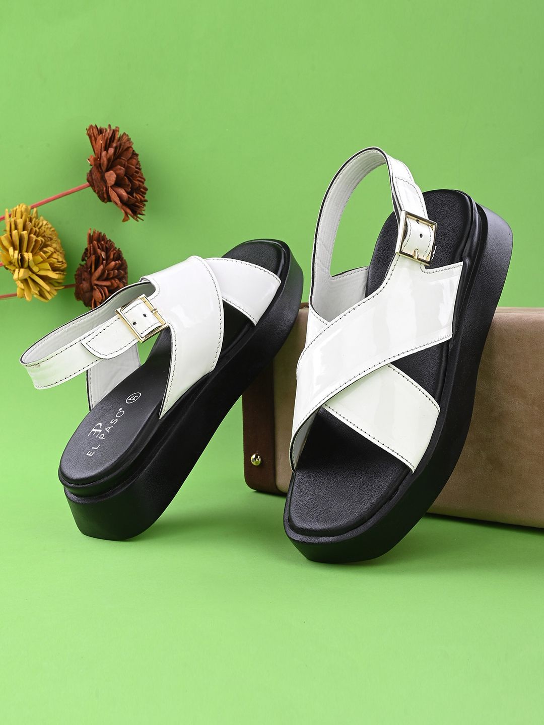 El Paso Criss-Cross Strap Flatform Heels