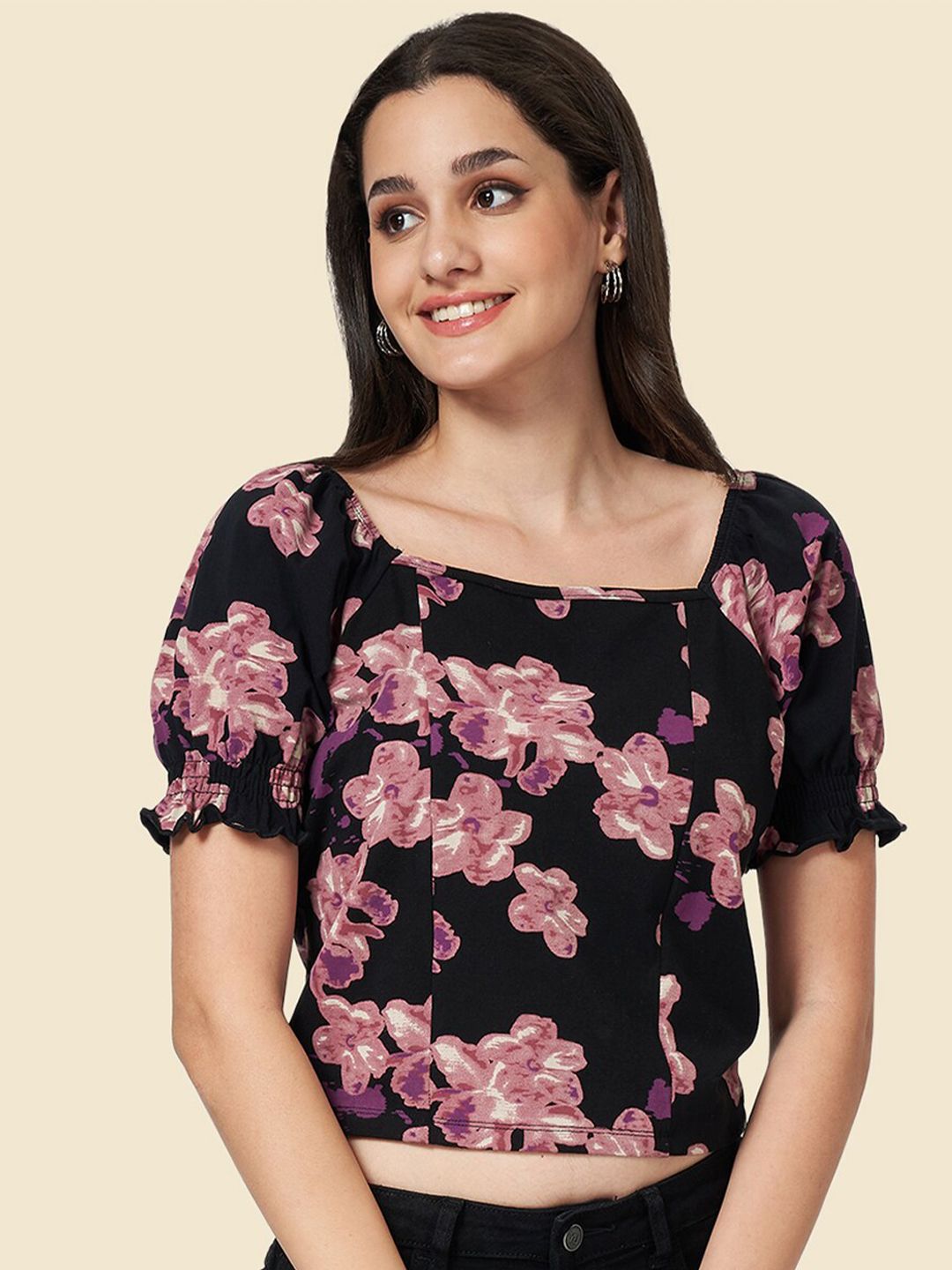 YU by Pantaloons Sweetheart Neck Floral Printed Cotton Crop Top Price in India