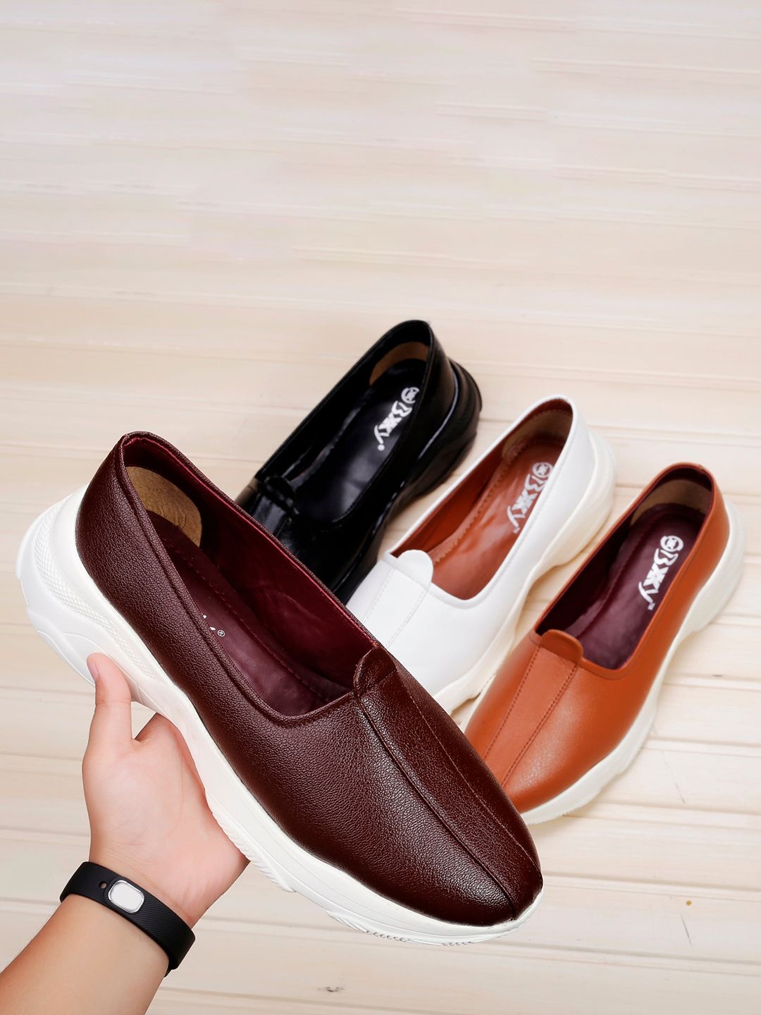 Bxxy Men Textured Loafers