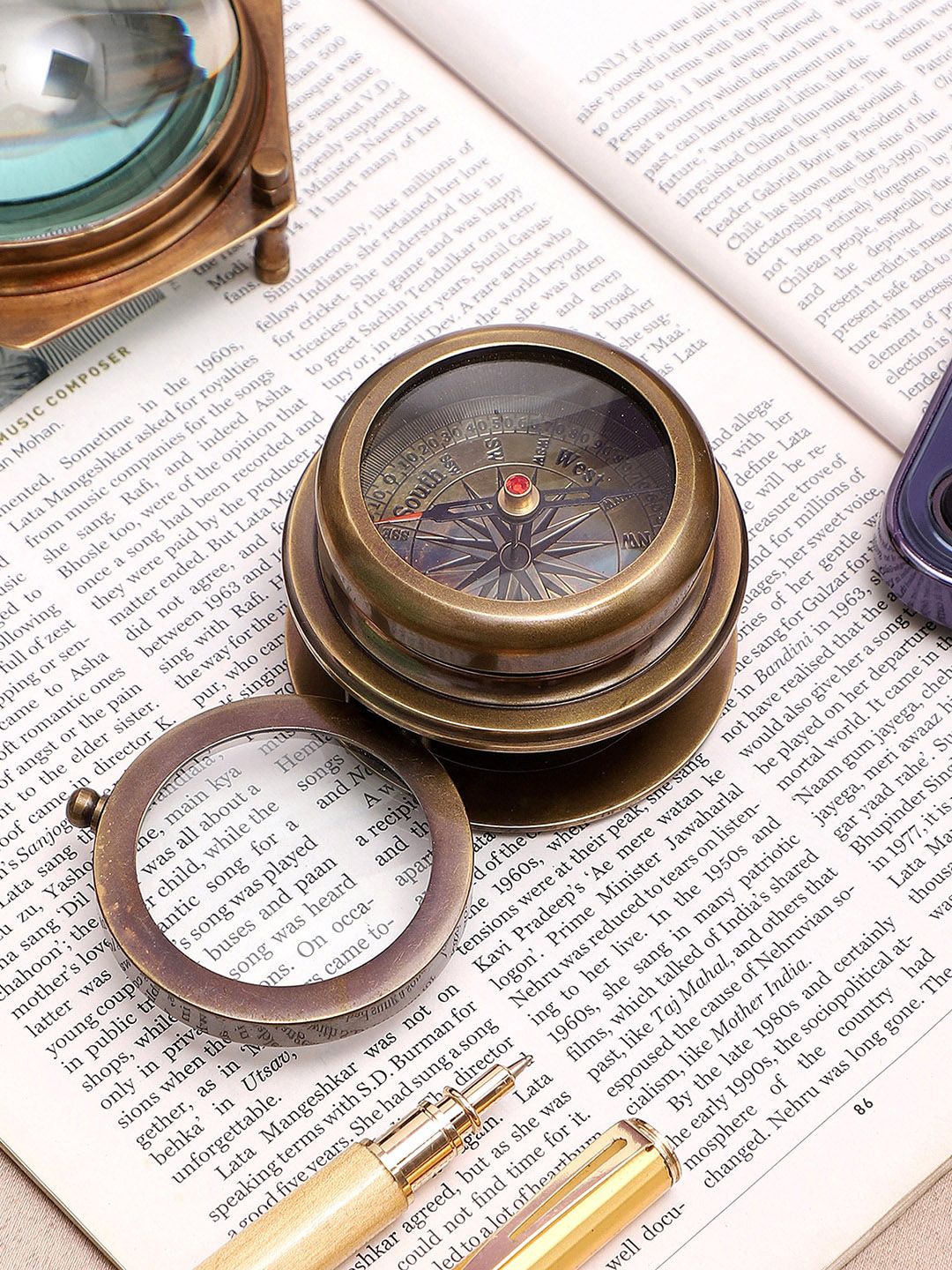 EXIM DECOR Compass with Sliding Magnifying Rust Brass Metallic Living Room Medium Showpiece - 2 Inches