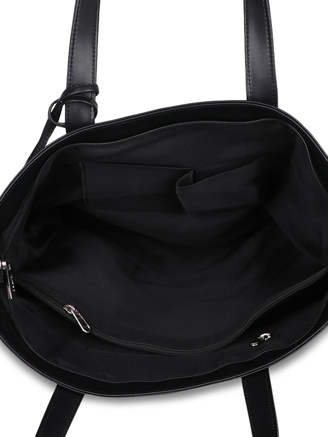 『TEN TOTE BAG BLACK』 Buy OsaiZ Black Solid Tote Bag - Handbags for Women 2270607 | Myntra