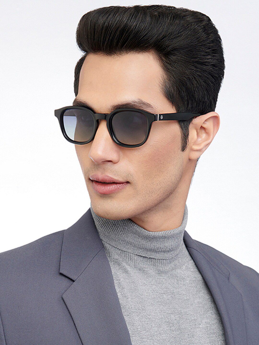 John Jacobs Wayfarer Sunglasses with Polarised and UV Protected Lens
