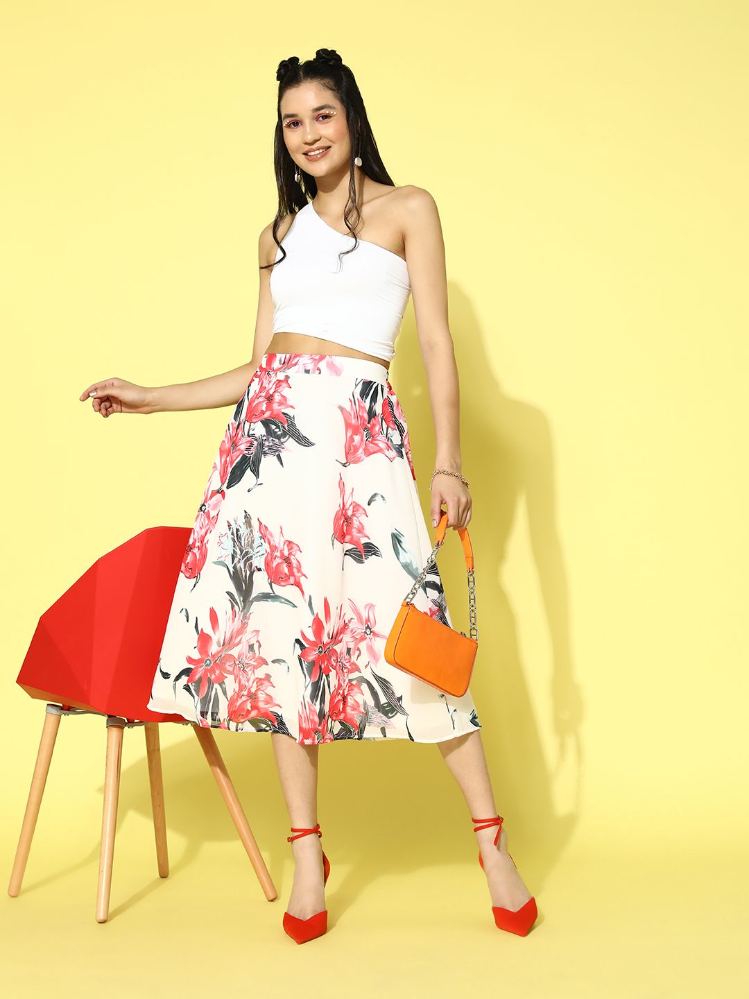Berrylush White Floral Print Flared Midi Skirt Price in India