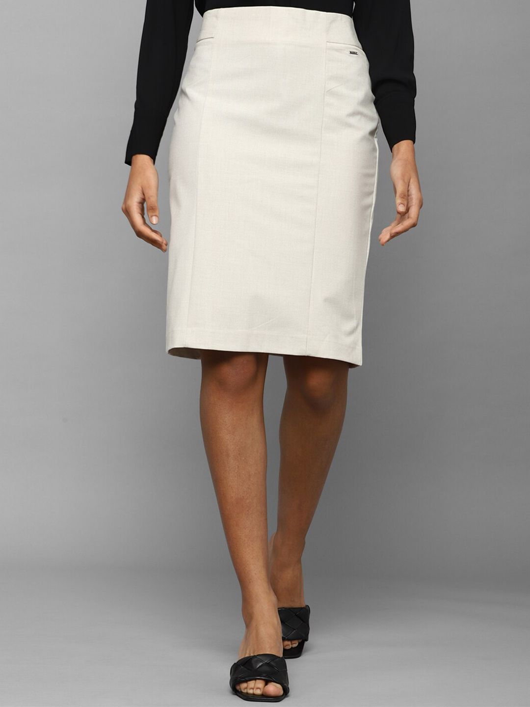 Allen Solly Woman Straight Knee Length Skirt Price in India