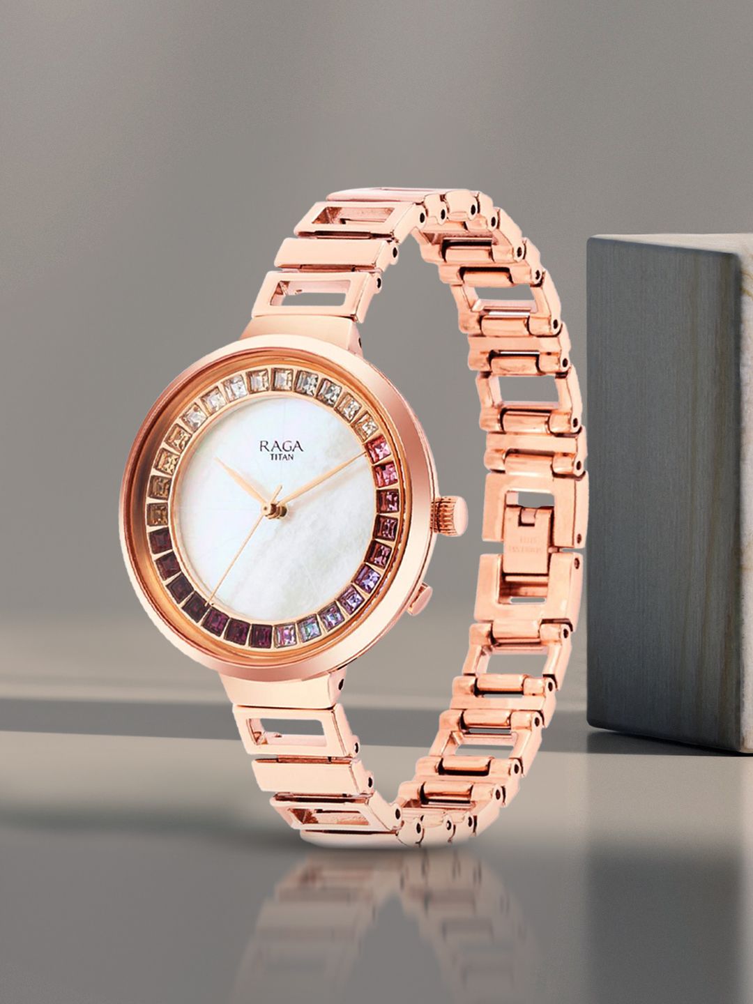 Titan Titan Raga Love All Quartz Analog White Mother Of Pearl Dial Watch For Women - Nt95150wm01