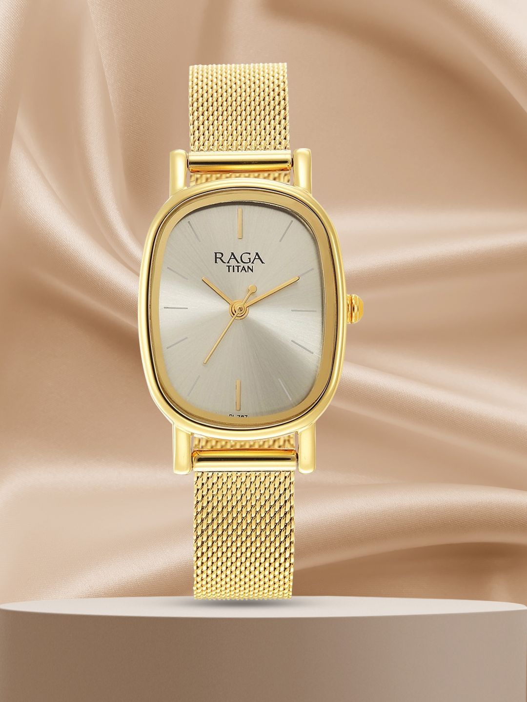 Titan Titan Raga Viva Quartz Analog With Champagne Dial Watch For Women - Nt2665ym01